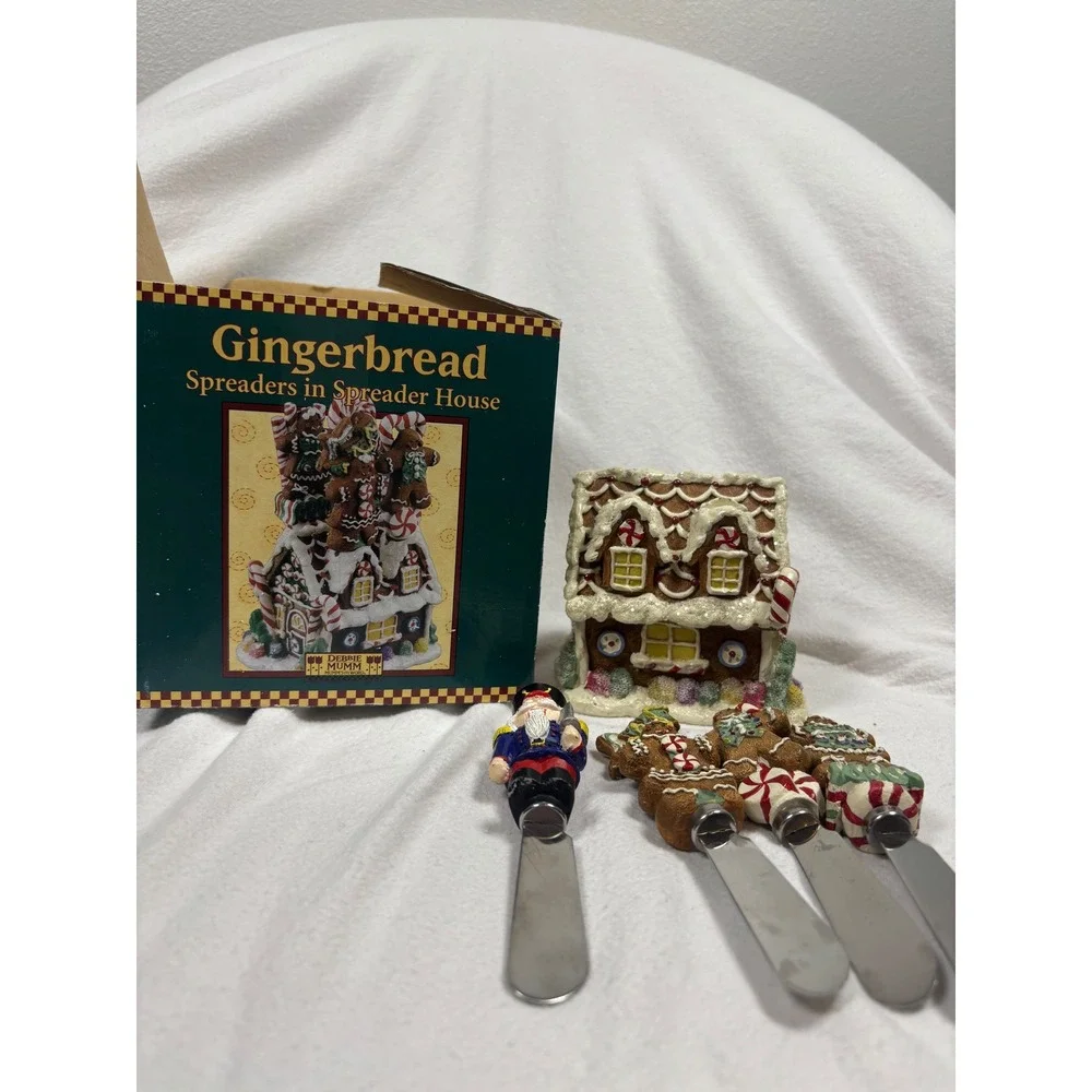 Incomplete Debbie Mumm‎ Gingerbread Spreader House Set Boston Warehouse 2001
